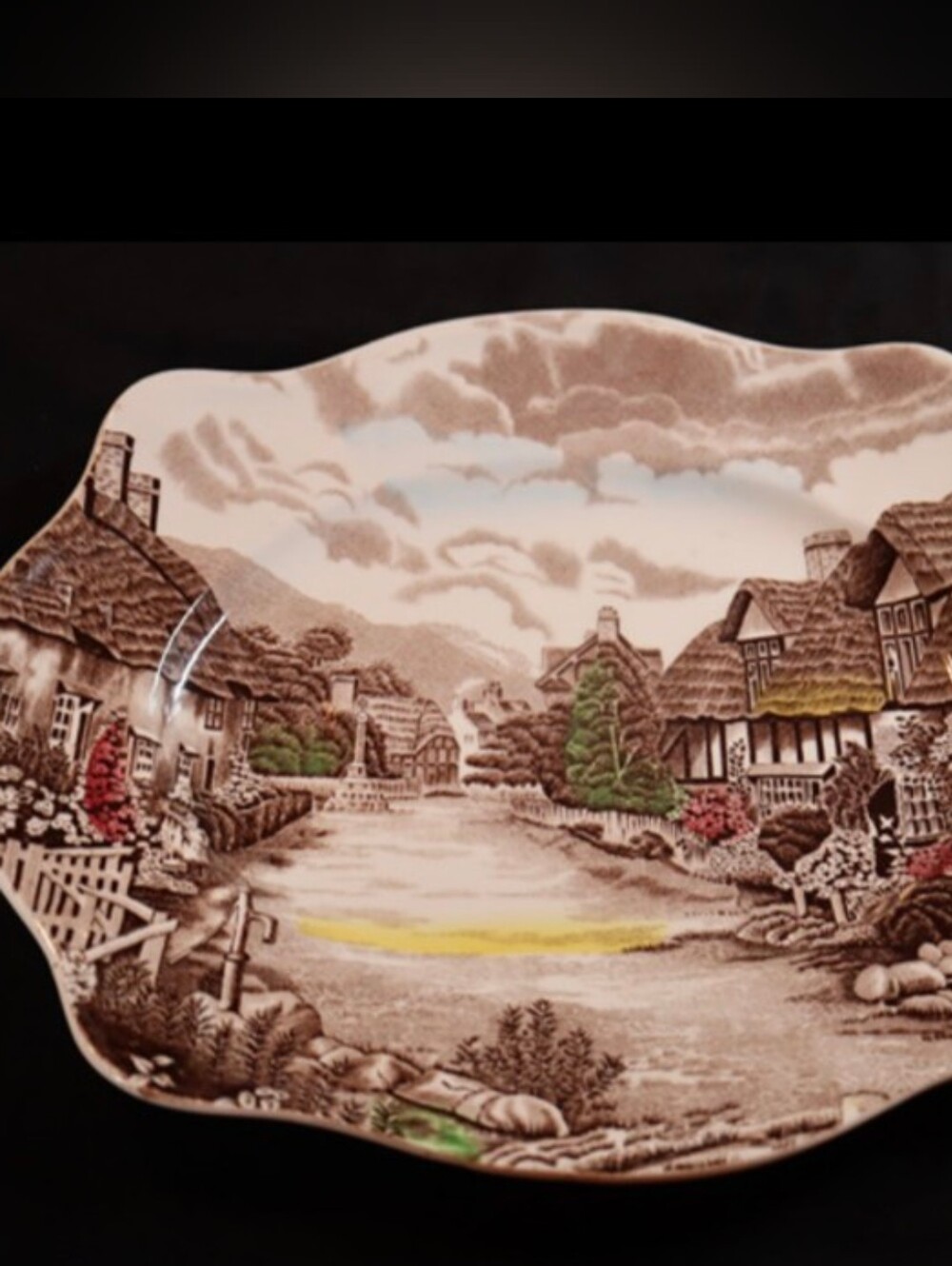Vintage Johnson Bros Old English Countryside Scalloped Platter England Ironstone